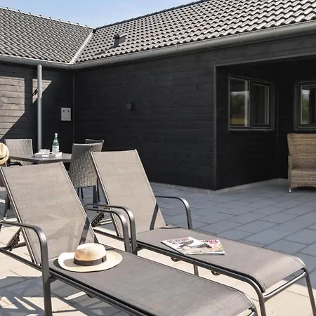 Villavilla 960 - Ostersobadet, Lollandfalstermon * Rødby